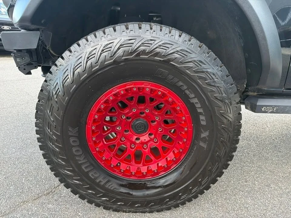 2022 Ford Bronco 6th Gen - Image 9 of 18