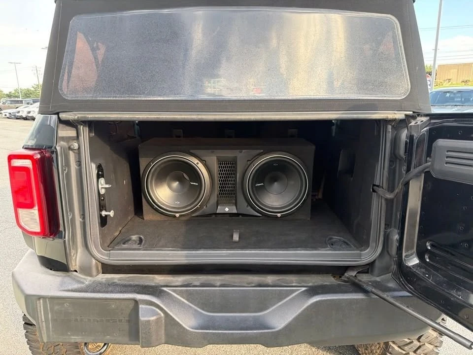 2022 Ford Bronco 6th Gen - Image 17 of 18