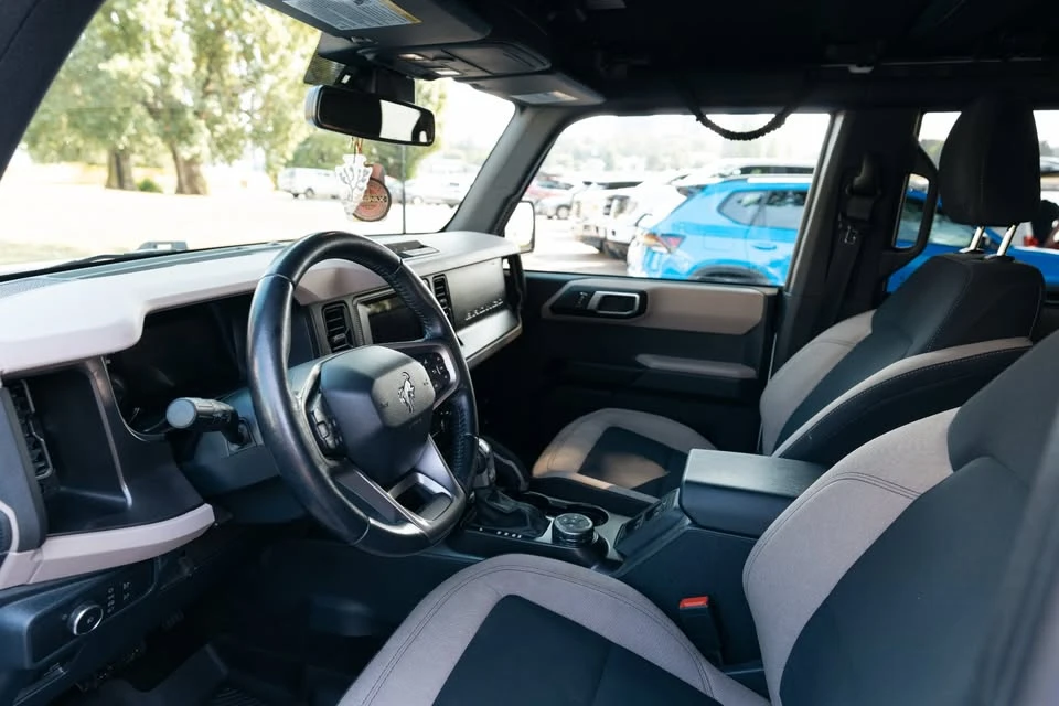2022 Ford Bronco 6th Gen - Image 10 of 13