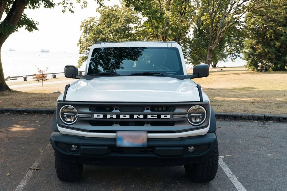 2022 Ford Bronco 6th Gen - Image 2 of 13