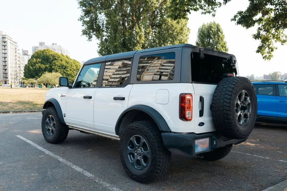 2022 Ford Bronco 6th Gen - Image 6 of 13