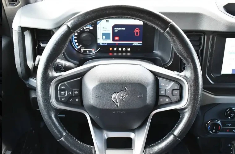 2022 Ford Bronco 6th Gen - Image 9 of 16