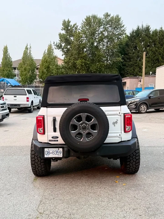 2022 Ford Bronco 6th Gen - Image 5 of 14