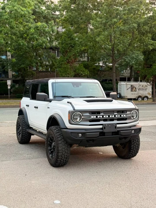 2022 Ford Bronco 6th Gen - Image 6 of 14