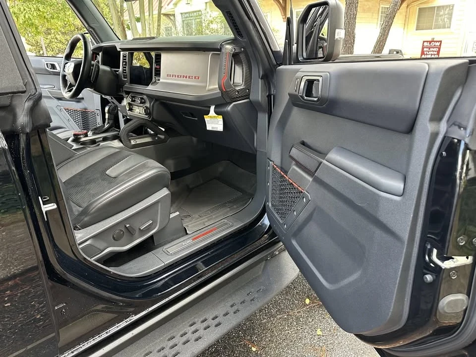 2022 Ford Bronco Raptor 6th Gen - Image 5 of 12