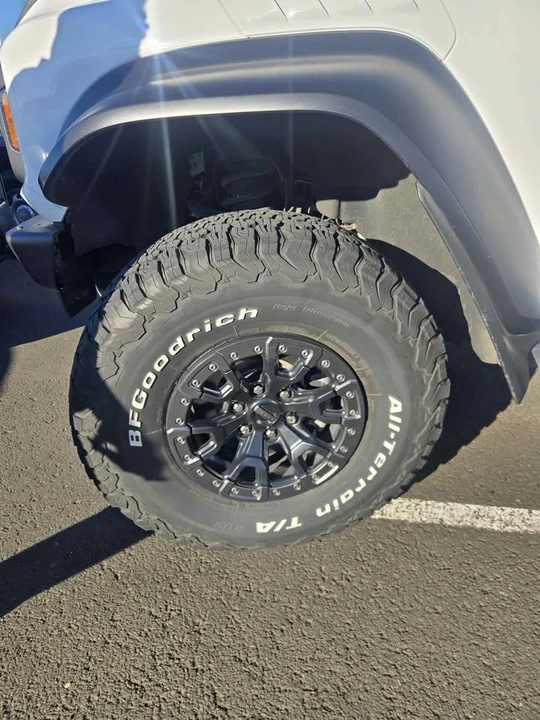 2022 Ford Bronco Raptor 6th Gen - Image 3 of 5