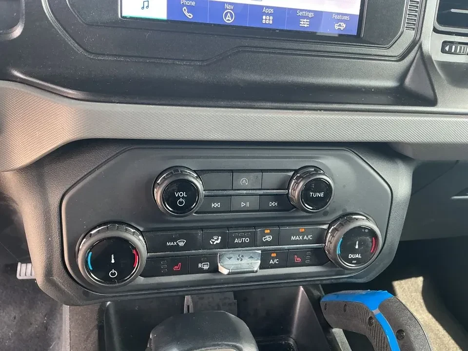 2022 Ford Bronco 6th Gen - Image 6 of 7