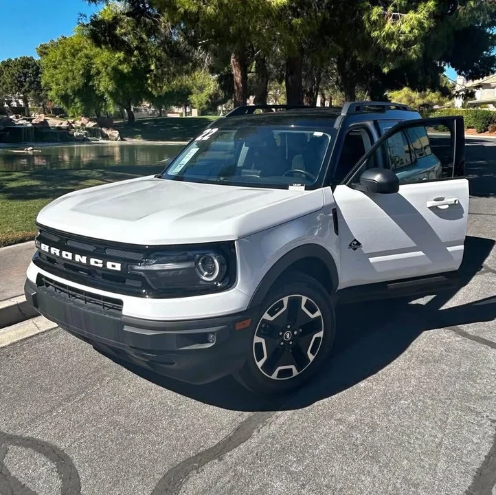 2022 Ford Bronco Sport - Image 1 of 5