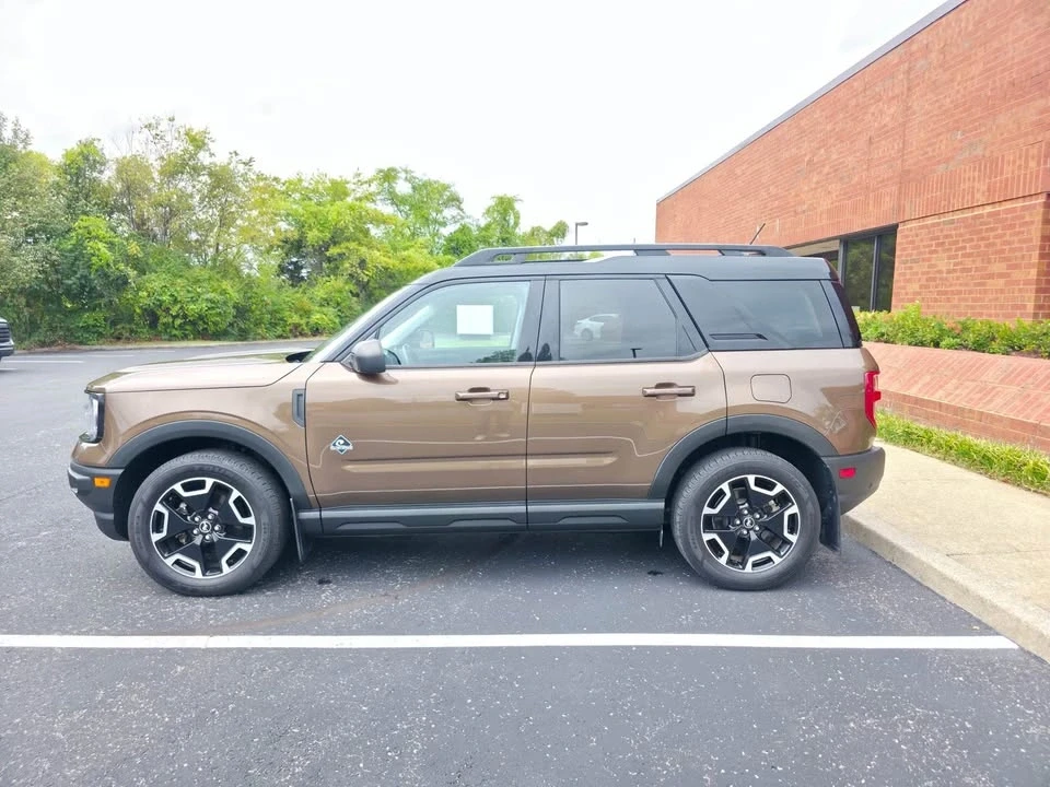 2022 Ford Bronco Sport - Image 4 of 15