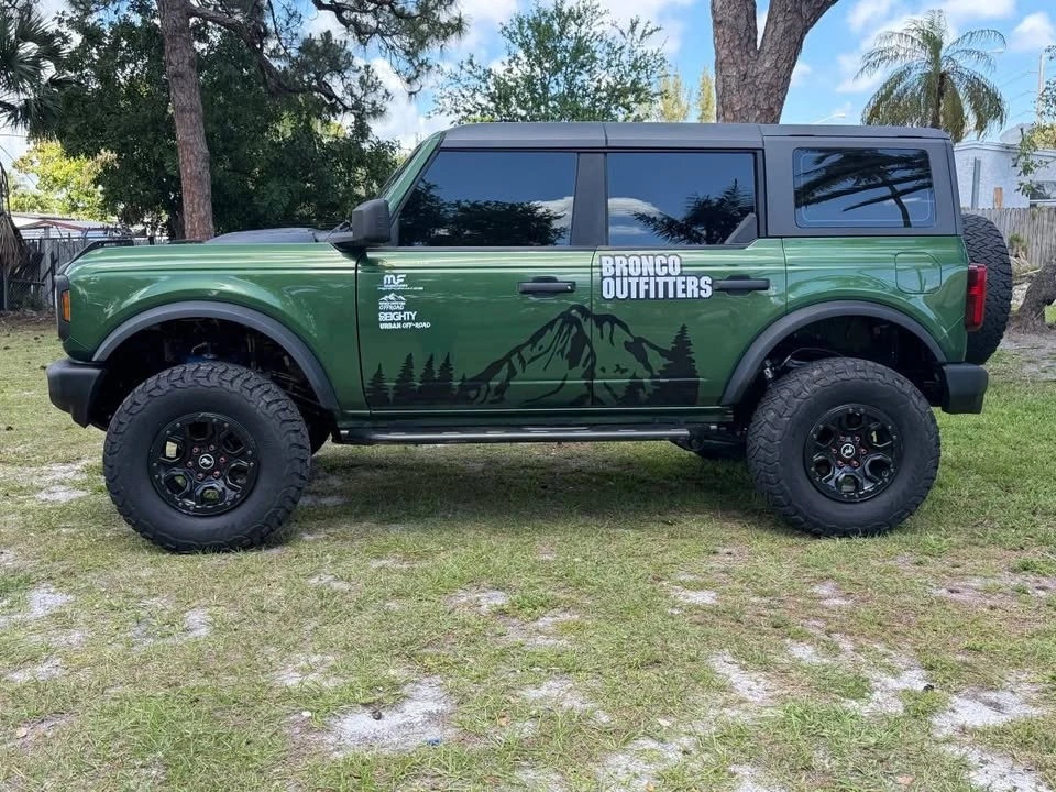 2022 Ford Bronco 6th Gen - Image 8 of 15