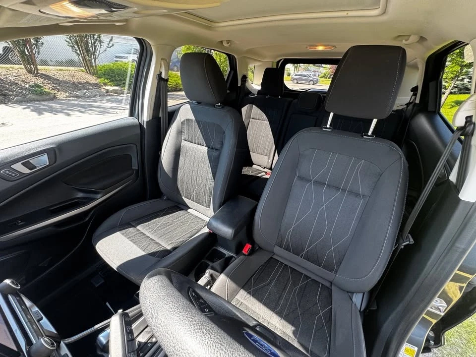 2022 Ford EcoSport - Image 15 of 18