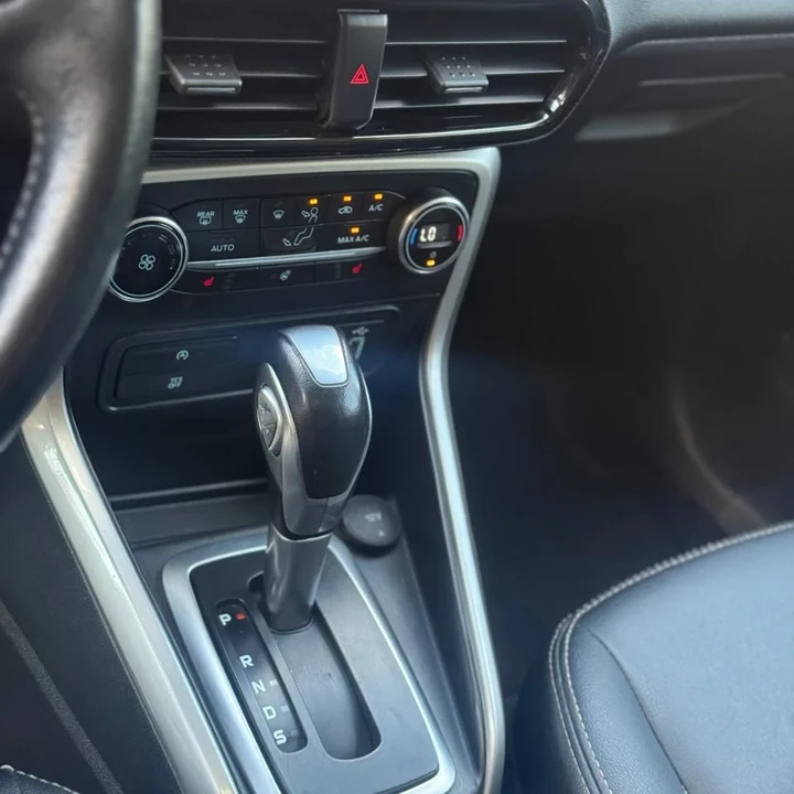 2022 Ford EcoSport - Image 11 of 15