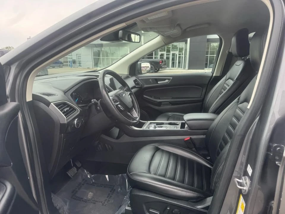 2022 Ford Edge - Image 17 of 20