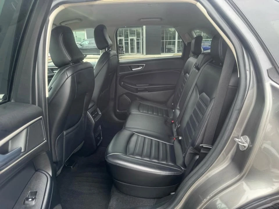 2022 Ford Edge - Image 19 of 20