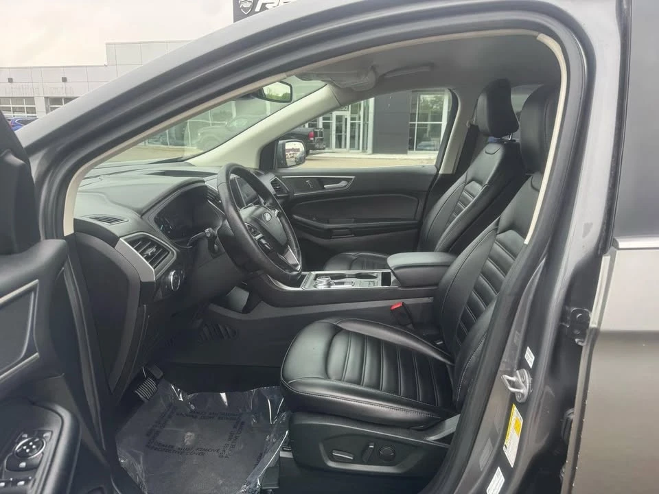 2022 Ford Edge - Image 16 of 20
