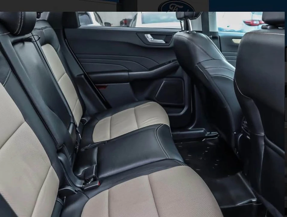 2022 Ford Escape - Image 11 of 15