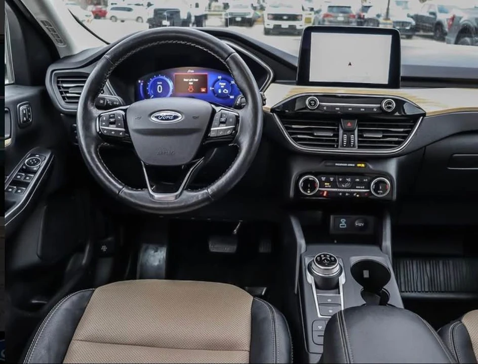 2022 Ford Escape - Image 7 of 15