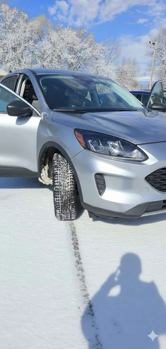 2022 Ford Escape - Image 2 of 6