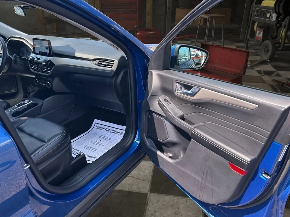 2022 Ford Escape - Image 17 of 20