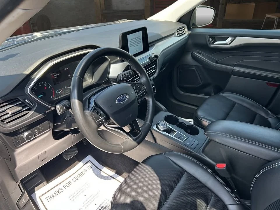 2022 Ford Escape - Image 2 of 20