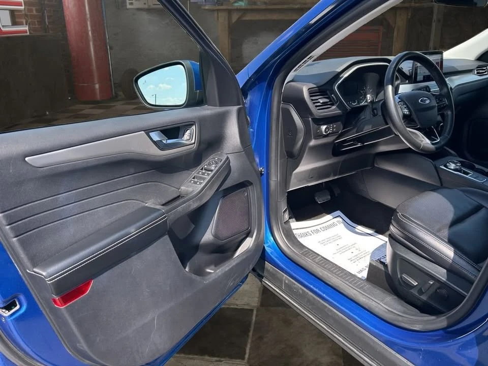 2022 Ford Escape - Image 16 of 20