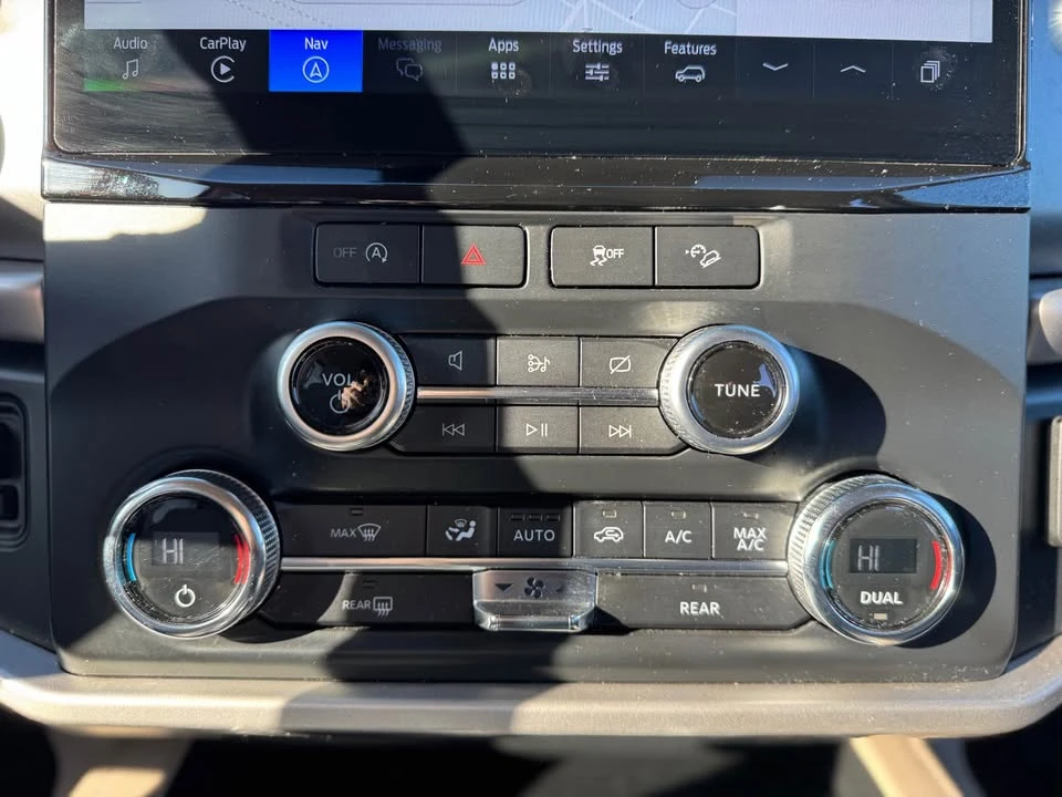 2022 Ford Expedition 4th Gen - Image 13 of 18