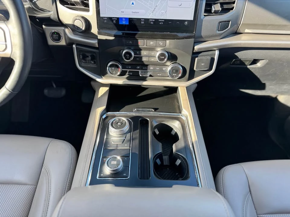 2022 Ford Expedition 4th Gen - Image 14 of 18
