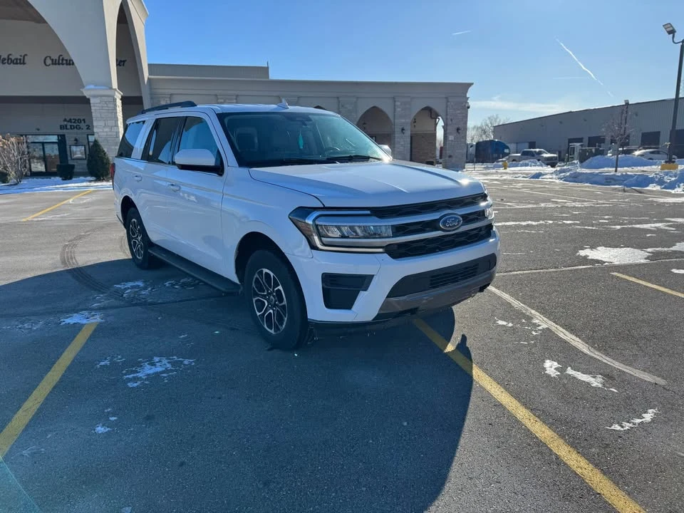 2022 Ford Expedition 4th Gen - Image 8 of 18