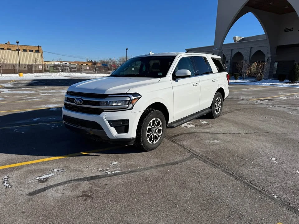 2022 Ford Expedition 4th Gen - Image 2 of 18