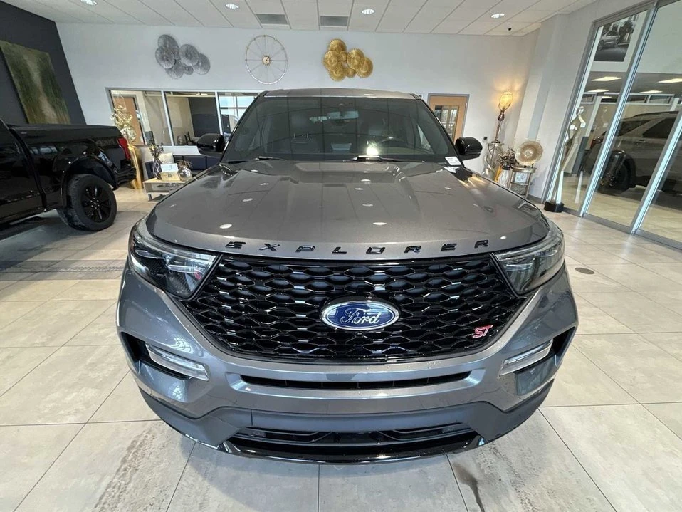 2022 Ford Explorer 6th Gen - Image 8 of 10