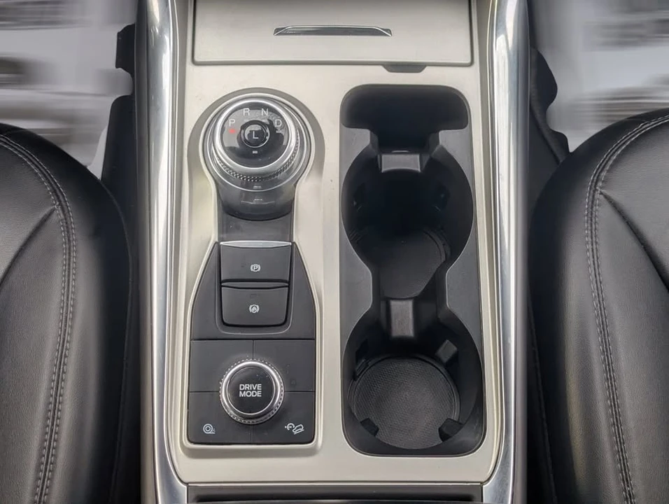 2022 Ford Explorer 6th Gen - Image 12 of 20