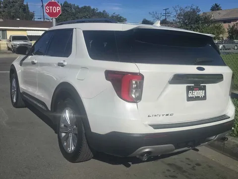 2022 Ford Explorer 6th Gen - Image 3 of 16