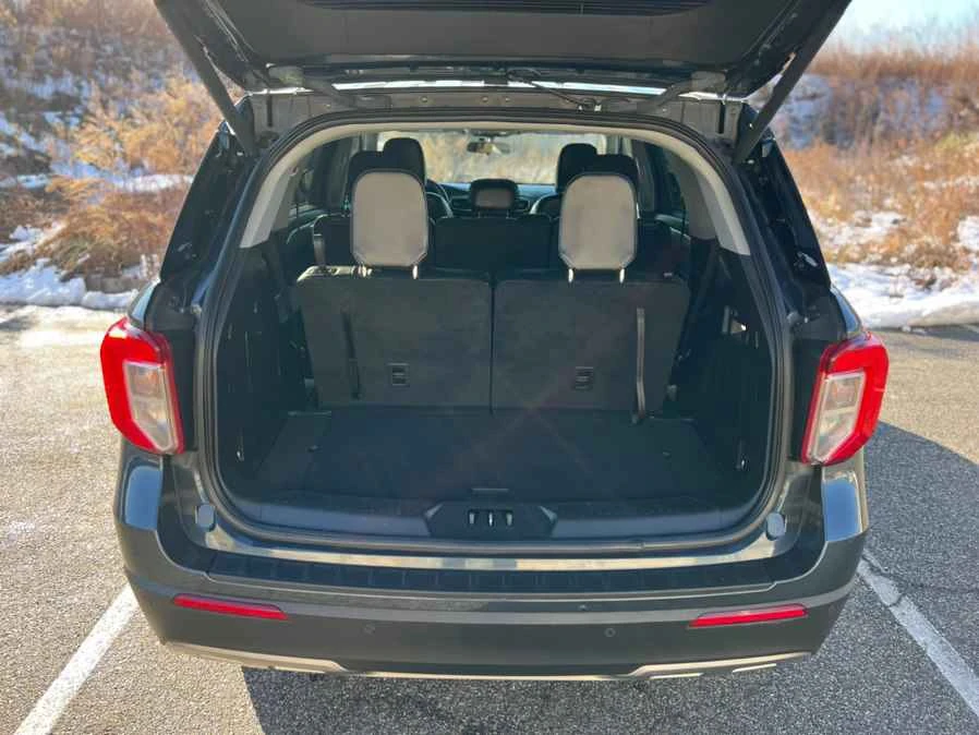 2022 Ford Explorer 6th Gen - Image 17 of 20