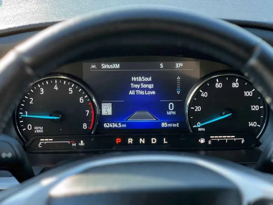 2022 Ford Explorer 6th Gen - Image 10 of 20
