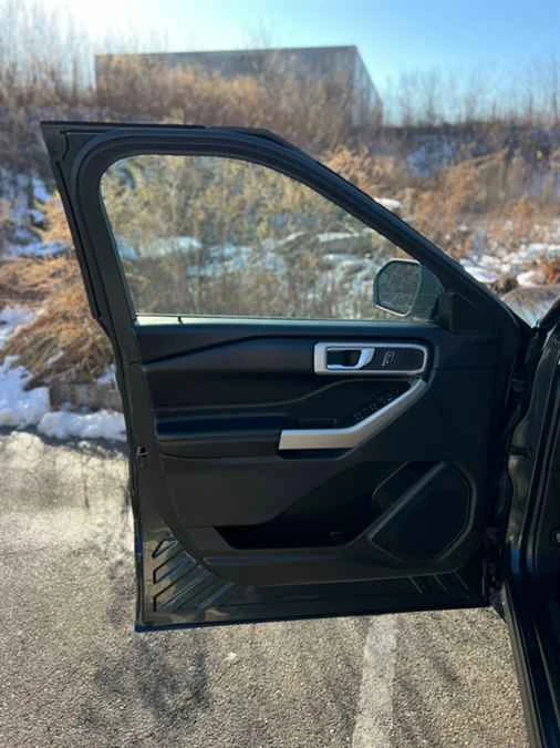 2022 Ford Explorer 6th Gen - Image 15 of 20