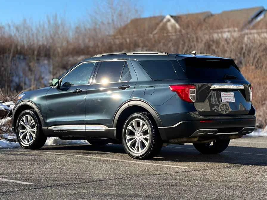 2022 Ford Explorer 6th Gen - Image 5 of 20
