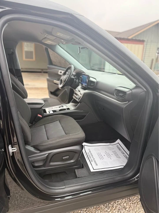 2022 Ford Explorer 6th Gen - Image 14 of 15