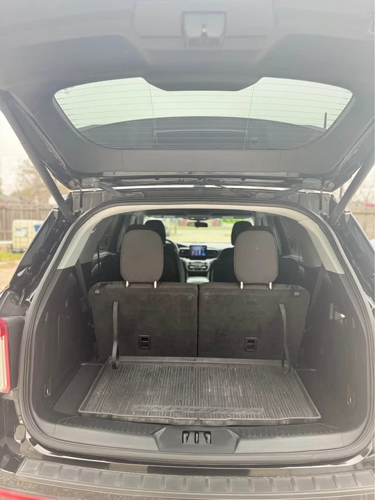 2022 Ford Explorer 6th Gen - Image 6 of 15