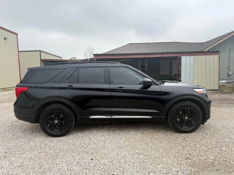 2022 Ford Explorer 6th Gen - Image 8 of 15