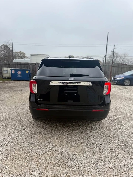 2022 Ford Explorer 6th Gen - Image 5 of 15