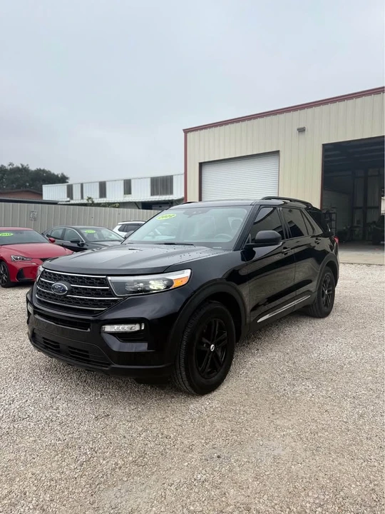 2022 Ford Explorer 6th Gen - Image 2 of 15