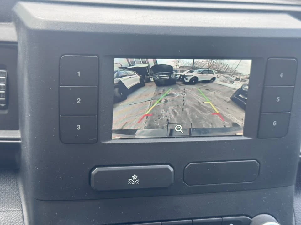 2022 Ford Explorer 6th Gen - Image 12 of 13