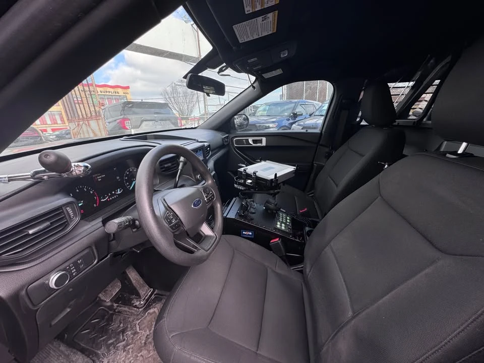 2022 Ford Explorer 6th Gen - Image 5 of 13