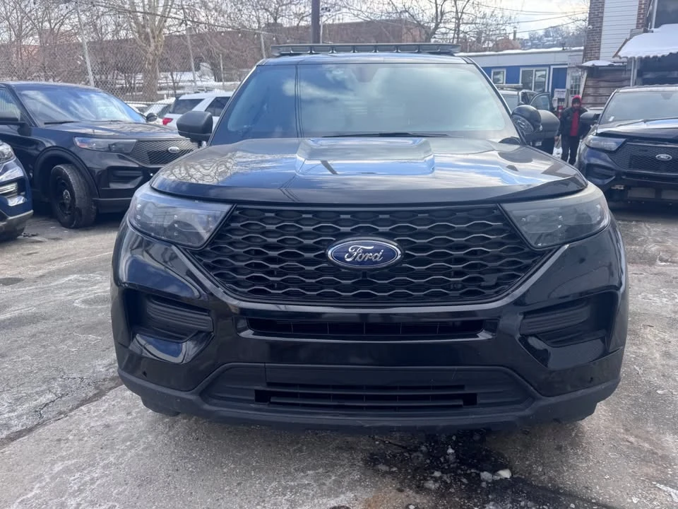 2022 Ford Explorer 6th Gen - Image 2 of 13