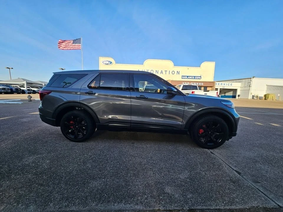 2022 Ford Explorer 6th Gen - Image 2 of 7
