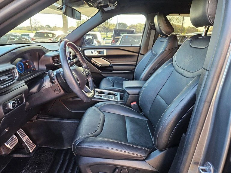 2022 Ford Explorer 6th Gen - Image 5 of 7