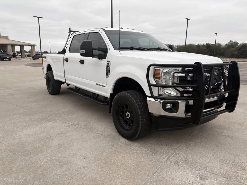 2022 Ford Super Duty 4th Gen - Image 2 of 11