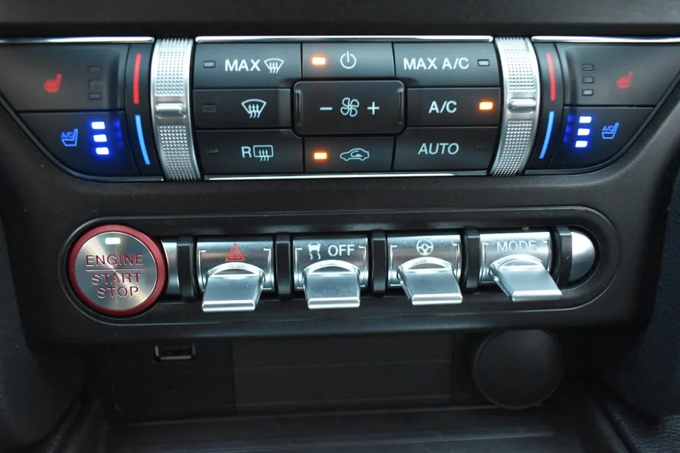 2022 Ford GT 2nd Gen - Image 15 of 18