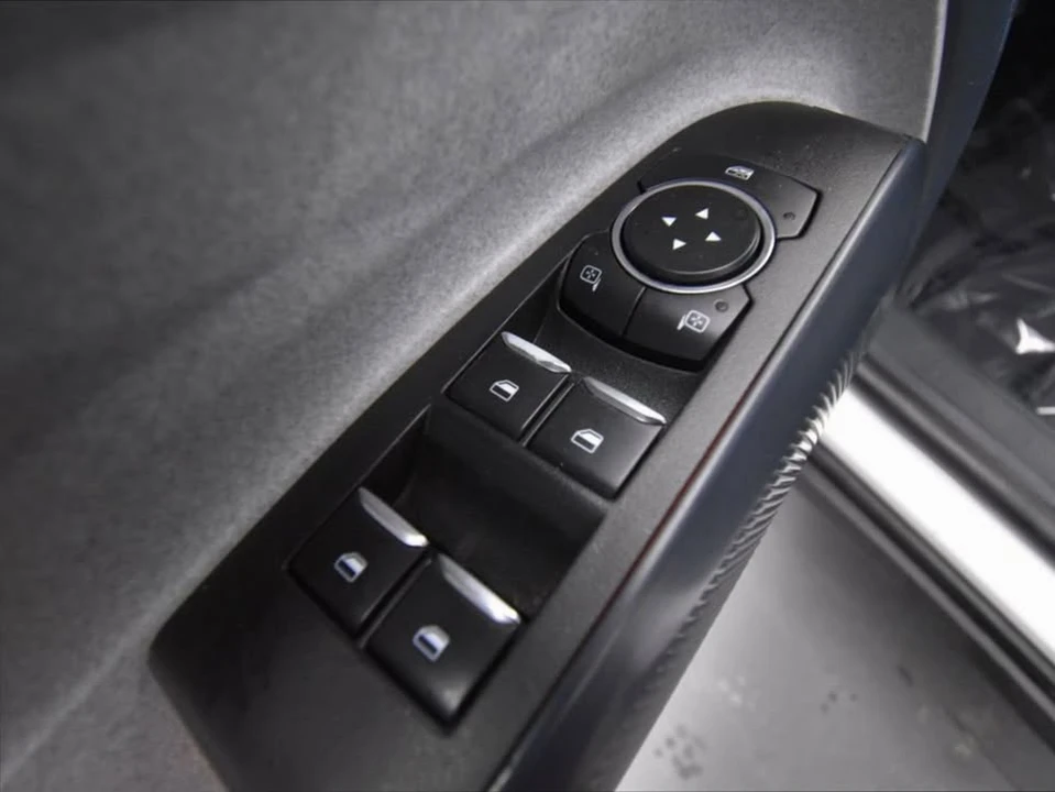 2022 Ford Maverick - Image 10 of 20