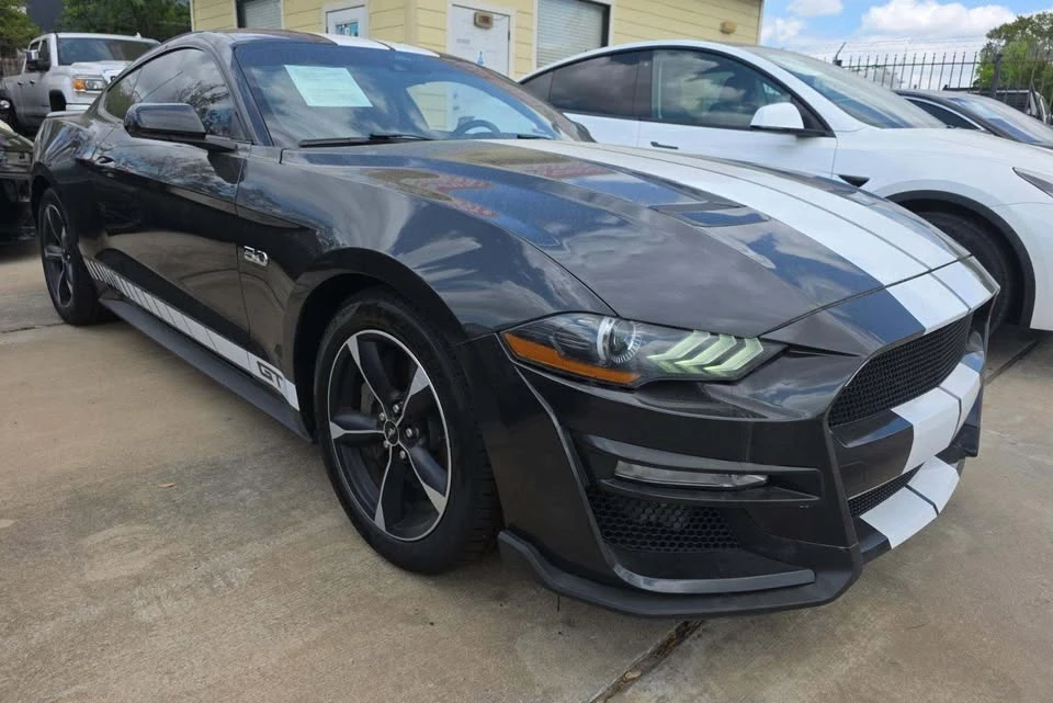 2022 Ford S550 Mustang - Image 2 of 12